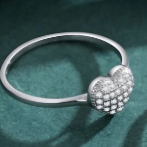 Elegant Silver Heart Ring